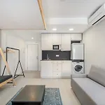 Madrid Riverside Studios Con Parking Incluido
